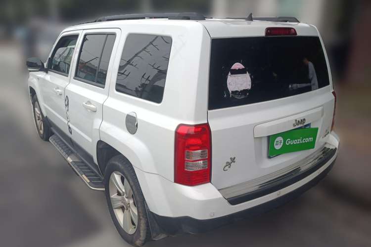 Used Jeep Patriot 2014 2.4L Sport Edition Rear Left 45 Deg