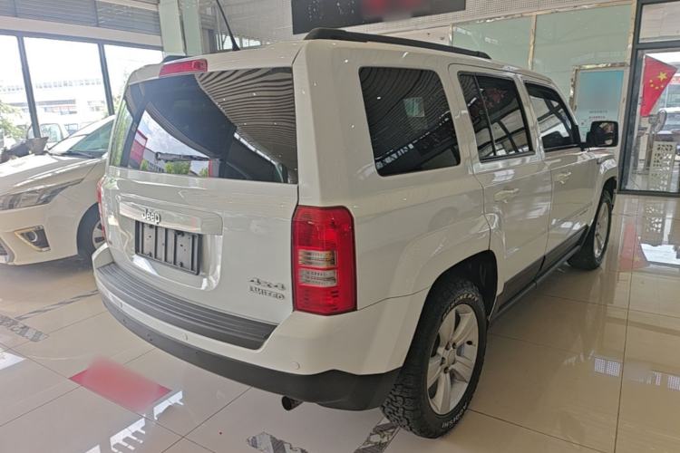 Used Jeep Patriot 2014 2.0L Sport Edition Rear Right 45 Deg