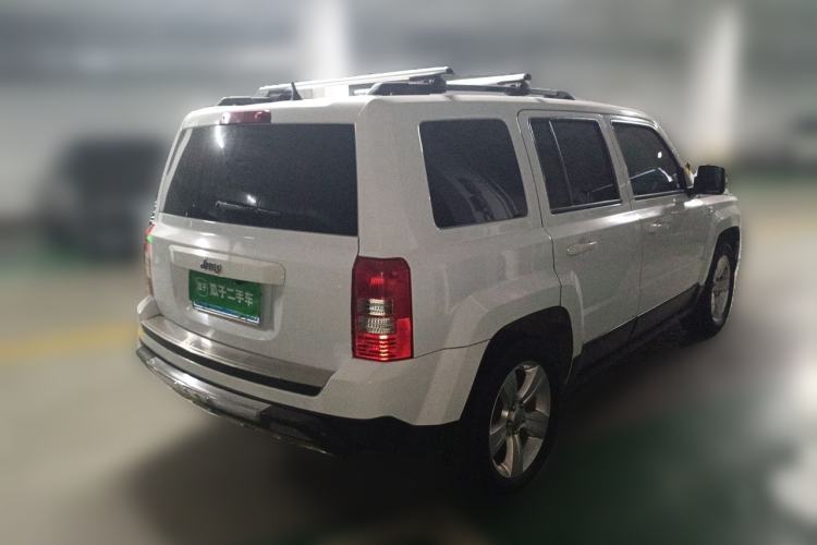 Used Jeep Patriot 2014 2.4L Sport Edition Rear Right 45 Deg