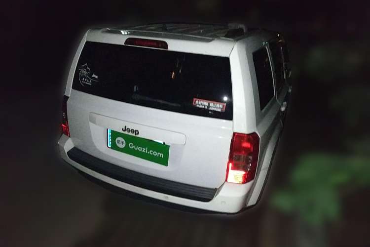 Used Jeep Patriot 2014 2.4L Sport Edition Rear Right 45 Deg