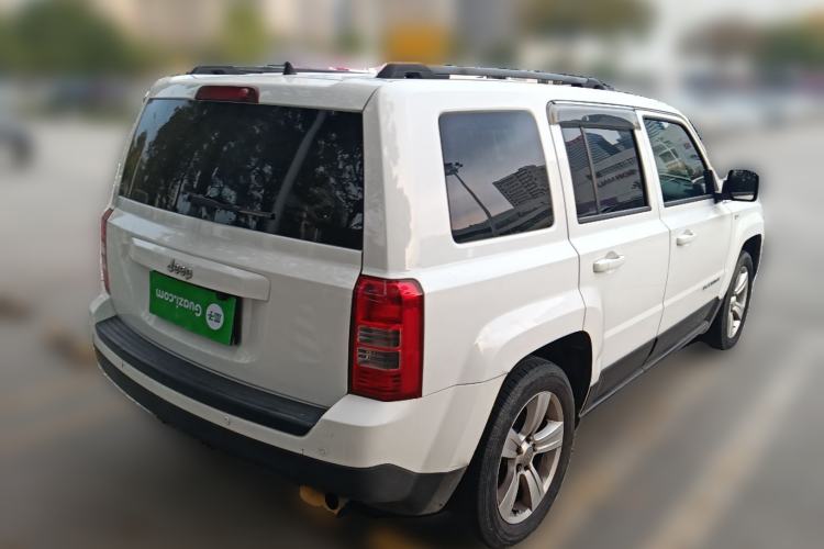 Used Jeep Patriot 2014 2.4L Sport Edition Rear Right 45 Deg