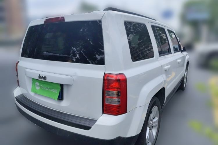 Used Jeep Patriot 2014 2.0L Sport Edition Rear Right 45 Deg