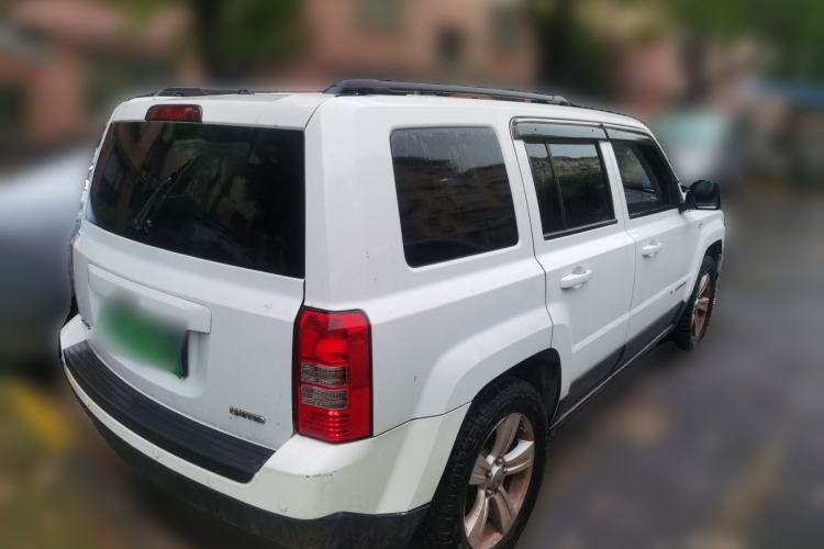 Used Jeep Patriot 2014 2.4L Sport Edition Rear Right 45 Deg