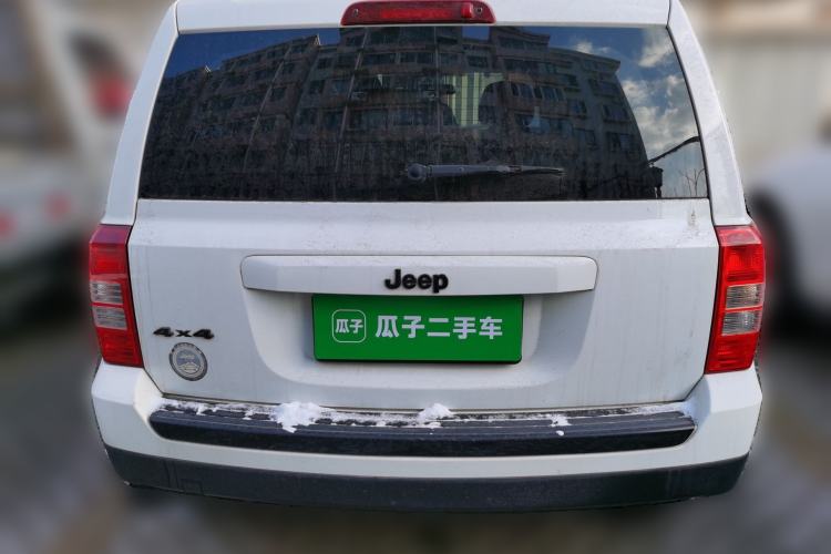 Used Jeep Patriot 2014 2.4L Serpentine Collection Edition Rear