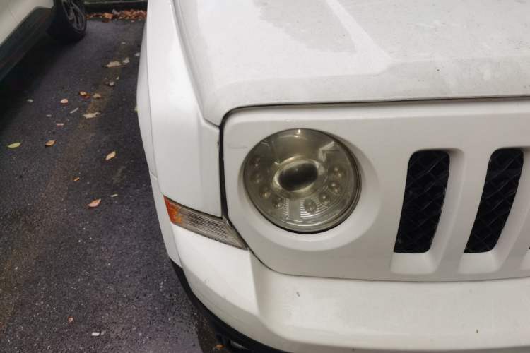 Used Jeep Patriot 2014 2.4L Sport Edition Right Front Headlight