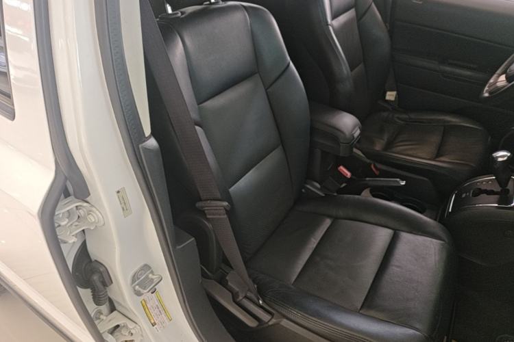 Used Jeep Patriot 2014 2.0L Sport Edition Right Front Seat