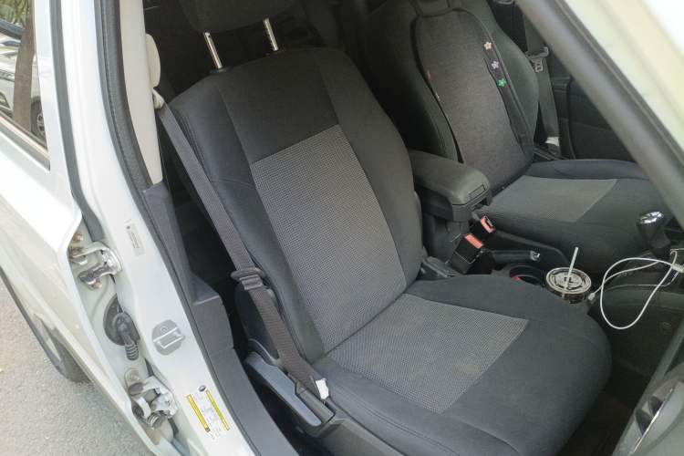 Used Jeep Patriot 2014 2.4L Sport Edition Right Front Seat