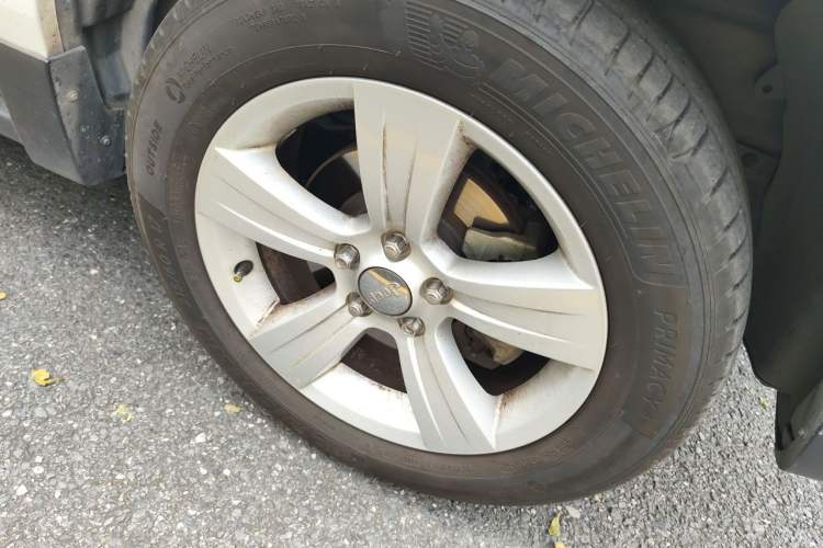 Used Jeep Patriot 2014 2.0L Sport Edition Right Front Wheel Hub