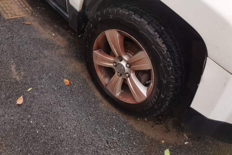 Used Jeep Patriot 2014 2.4L Sport Edition Right Front Wheel Hub