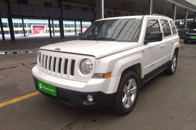 Ojetý Jeep Patriot 2014 2.4L Sport Edition