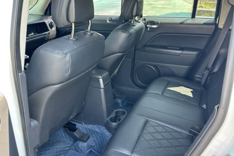 Used Jeep Patriot 2014 2.0L Sport Edition Roof