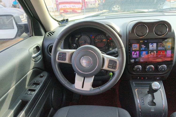 Used Jeep Patriot 2014 2.0L Sport Enhanced Edition Steering Wheel