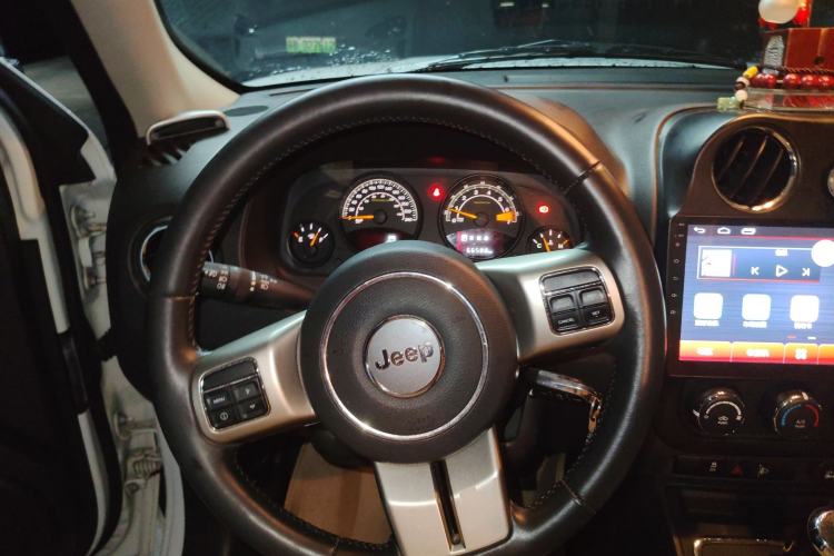 Used Jeep Patriot 2014 2.0L Sport Enhanced Edition Steering Wheel