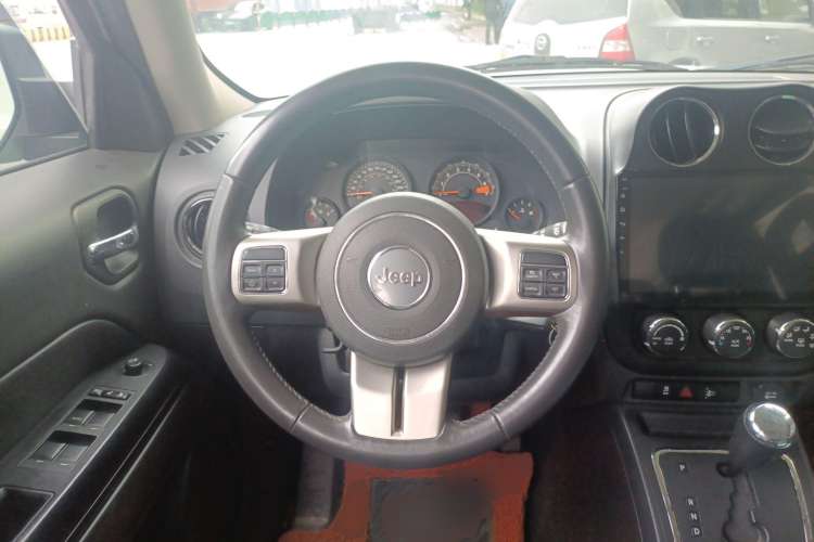 Used Jeep Patriot 2014 2.4L Sport Edition Steering Wheel