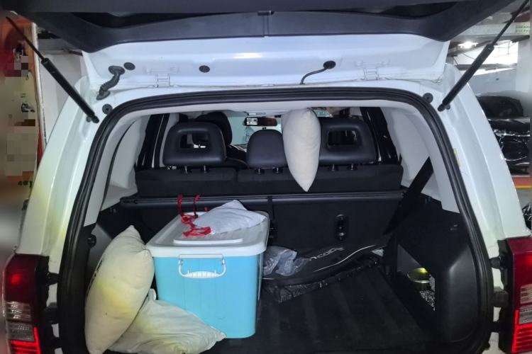 Used Jeep Patriot 2014 2.4L Sport Edition Trunk