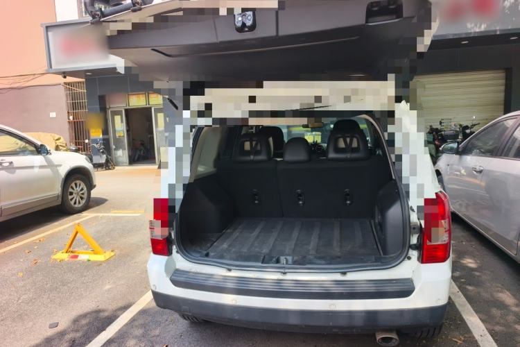 Used Jeep Patriot 2014 2.4L Sport Edition Trunk