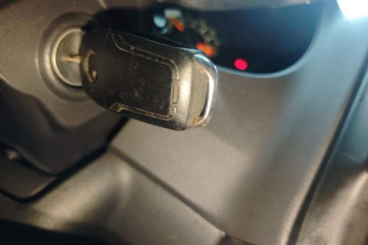 Used Jeep Patriot 2014 2.0L Sport Edition Vehicle Key