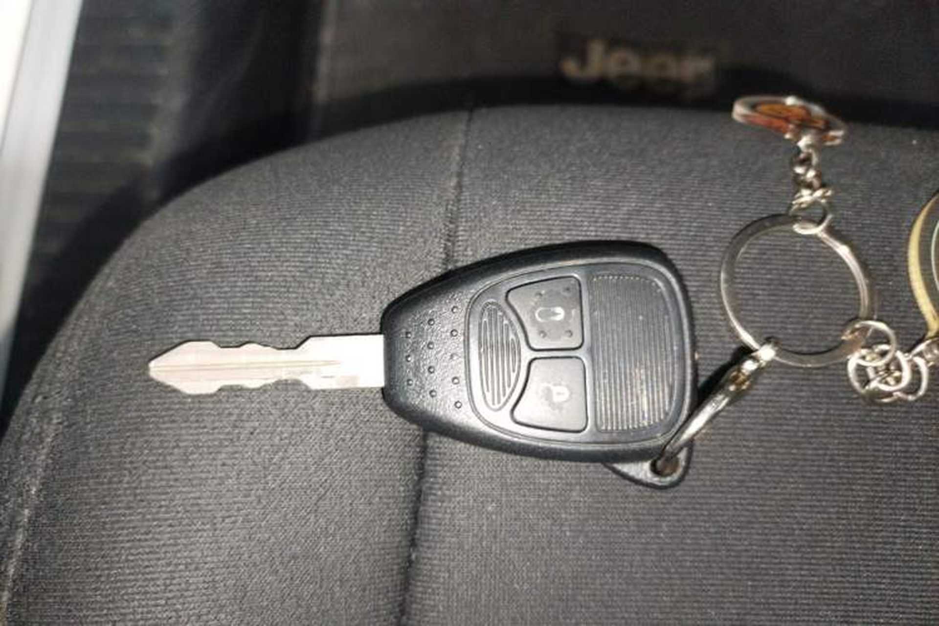 Used Jeep Patriot 2014 2.0L Sport Enhanced Edition Vehicle Key