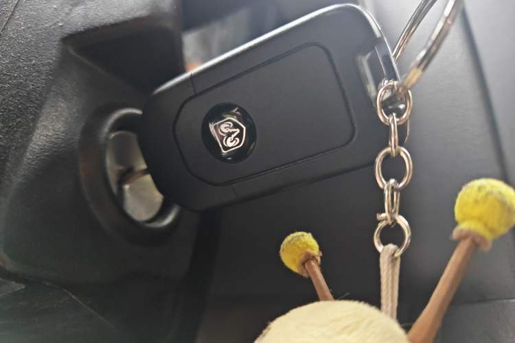 Used Jeep Patriot 2014 2.4L Sport Edition Vehicle Key