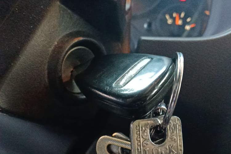 Used Jeep Patriot 2014 2.4L Sport Edition Vehicle Key
