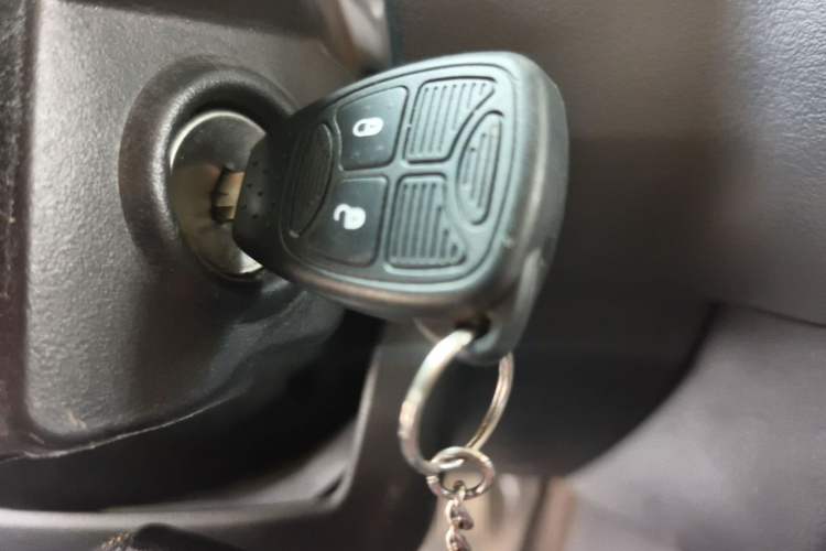 Used Jeep Patriot 2014 2.4L Sport Edition Vehicle Key