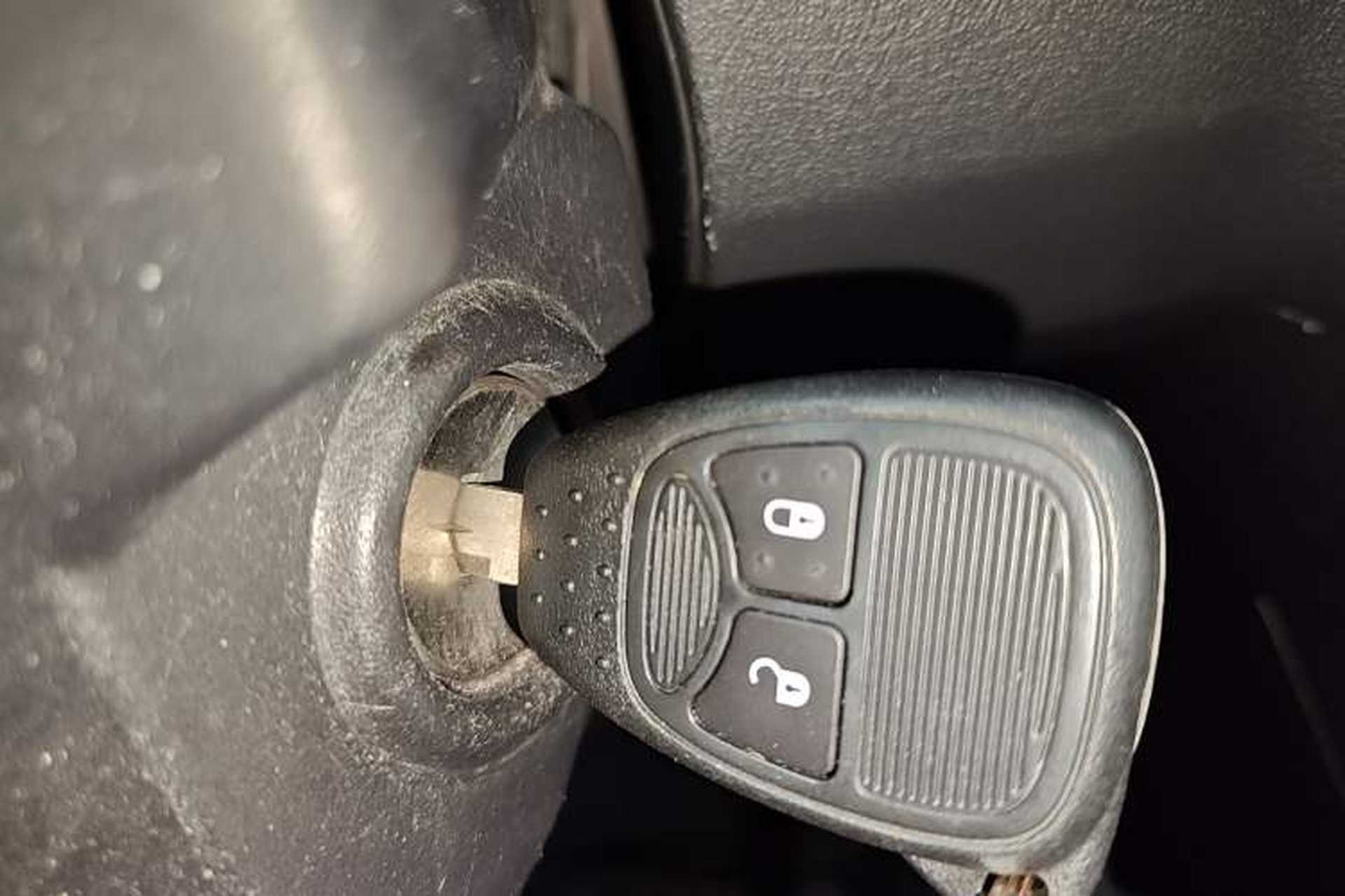 Used Jeep Patriot 2014 2.0L Sport Enhanced Edition Vehicle Key