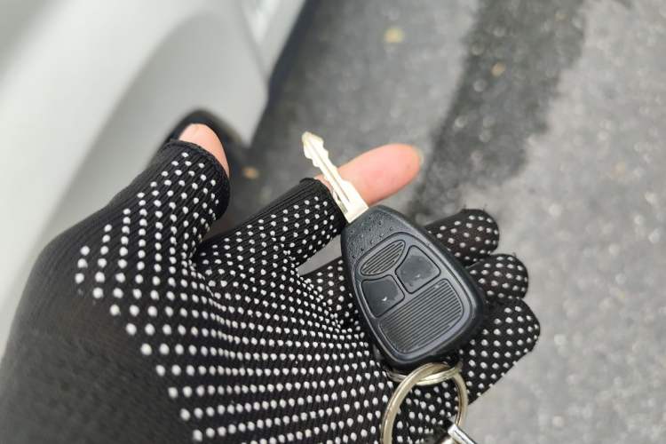 Used Jeep Patriot 2014 2.0L Sport Edition Vehicle Key