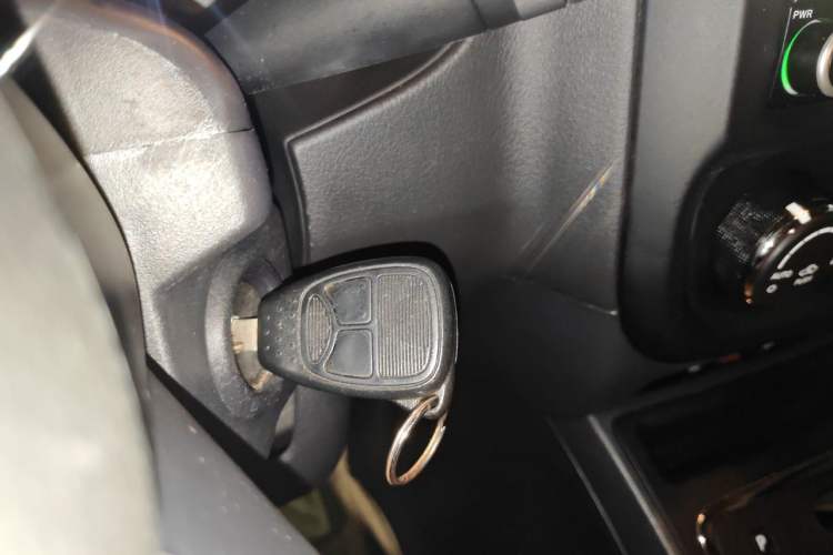 Used Jeep Patriot 2014 2.4L Sport Edition Vehicle Key