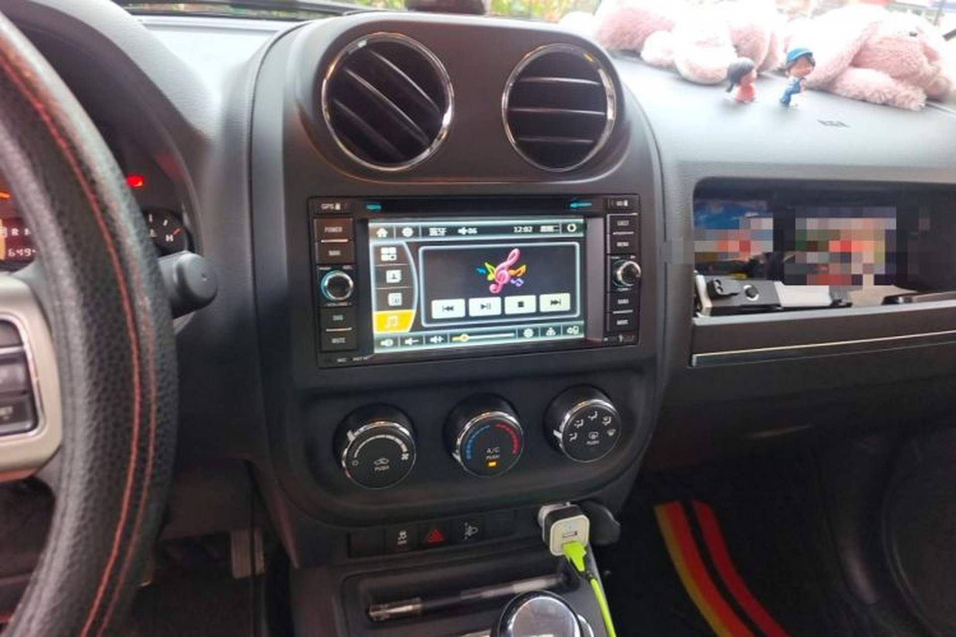 Used Jeep Patriot 2015 2.0L Sport Edition Audio And AC Panel