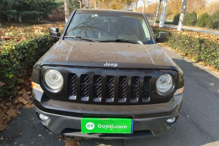 Used Jeep Patriot 2015 2.4L Sport Edition Front