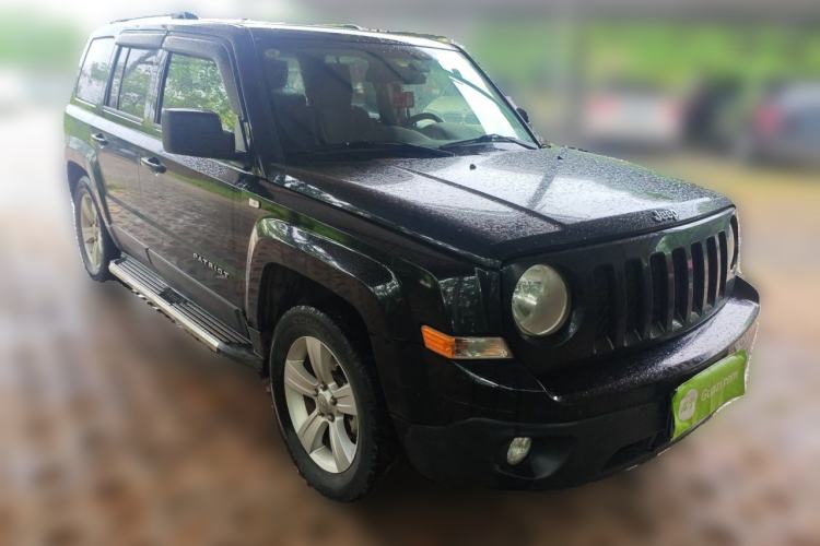 Used Jeep Patriot 2015 2.4L Sport Edition Front Right 45 Deg