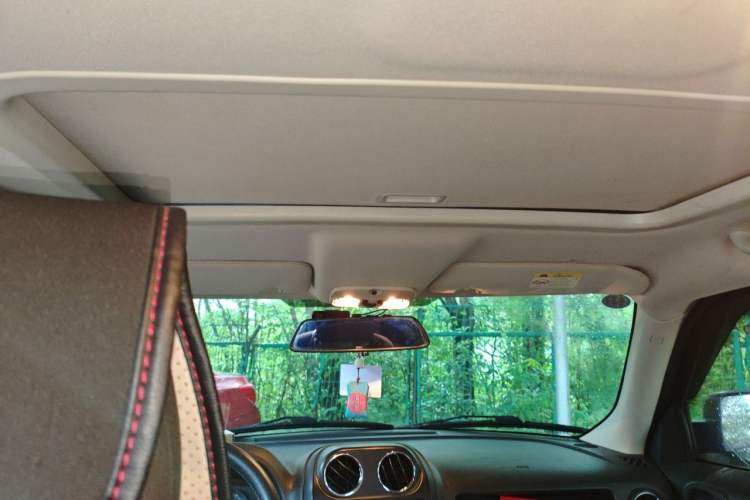 Used Jeep Patriot 2015 2.4L Sport Edition Headliner