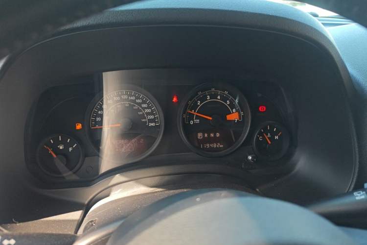 Used Jeep Patriot 2015 2.0L Sport Edition Instrument Cluster