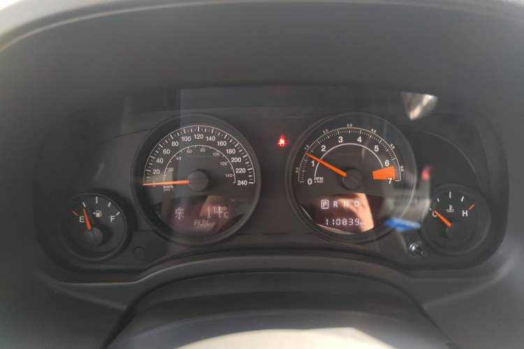 Used Jeep Patriot 2015 2.4L Sport Edition Instrument Cluster