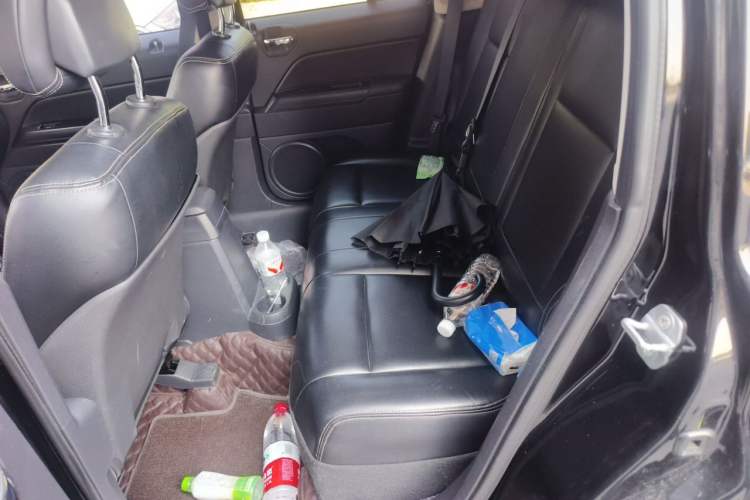 Used Jeep Patriot 2015 2.0L Sport Edition Left Rear Seat