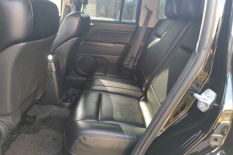 Used Jeep Patriot 2015 2.4L Sport Edition Left Rear Seat