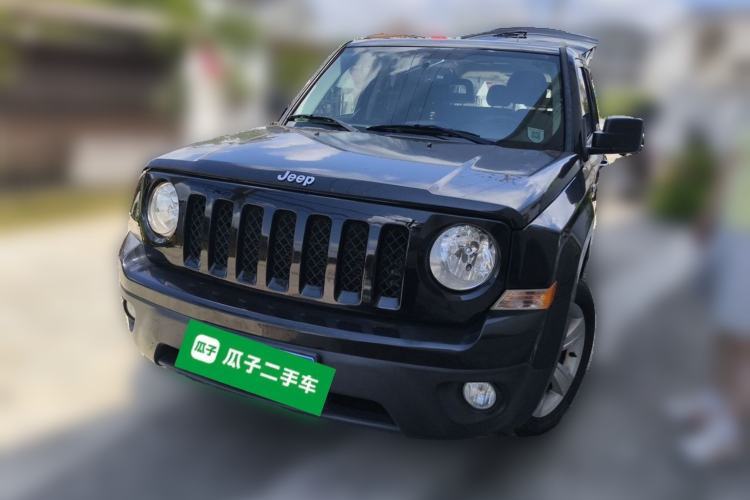 Jeep Patriot 2015 2.4L Sport Edition مستعملة Guazi used car, China used car export, Used car for sale, Used  cars, Cheapest cars for sale