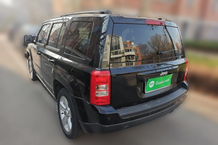 Used Jeep Patriot 2015 2.4L Sport Edition Rear Left 45 Deg