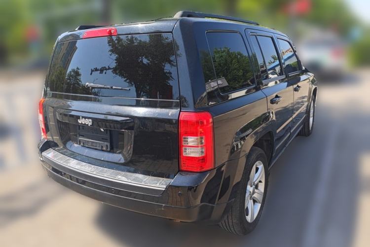 Used Jeep Patriot 2015 2.0L Sport Edition Rear Right 45 Deg