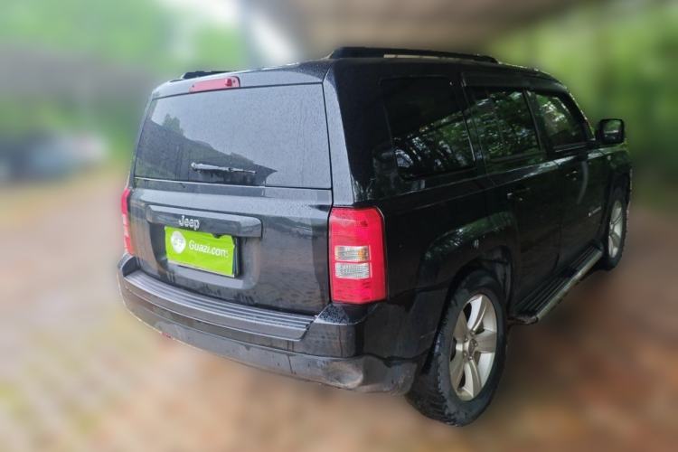 Used Jeep Patriot 2015 2.4L Sport Edition Rear Right 45 Deg