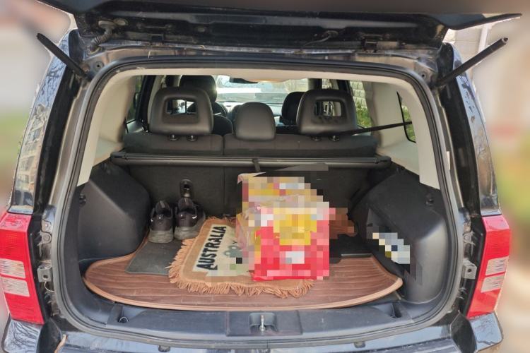 Used Jeep Patriot 2015 2.4L Sport Edition Trunk