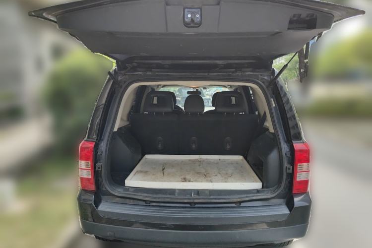 Used Jeep Patriot 2015 2.0L Sport Edition Trunk