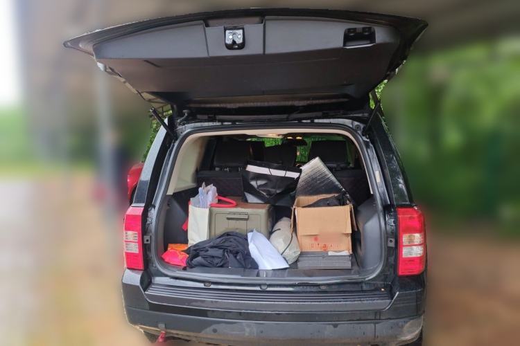 Used Jeep Patriot 2015 2.4L Sport Edition Trunk