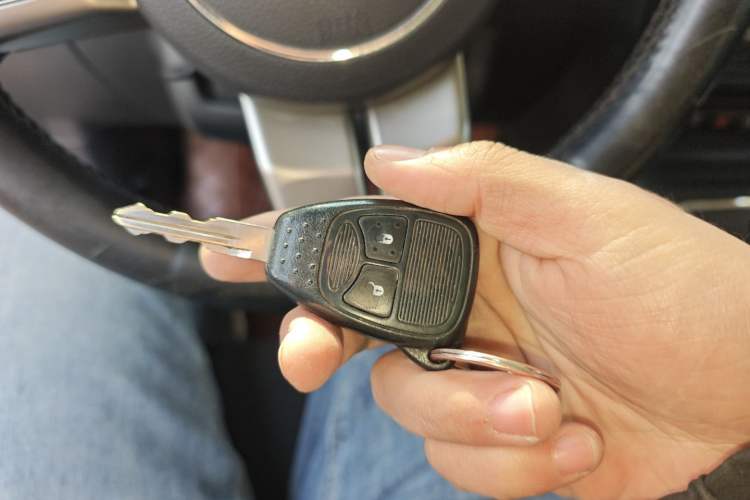Used Jeep Patriot 2015 2.4L Sport Edition Vehicle Key