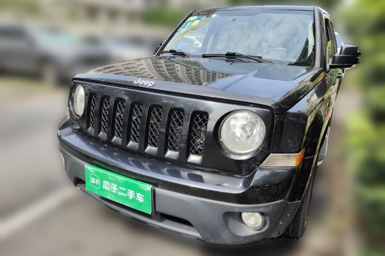 Used Jeep Patriot 2015 2.0L Sport Edition Guazi used car, China used car export, Used car for sale, Used cars, Cheapest cars for sale