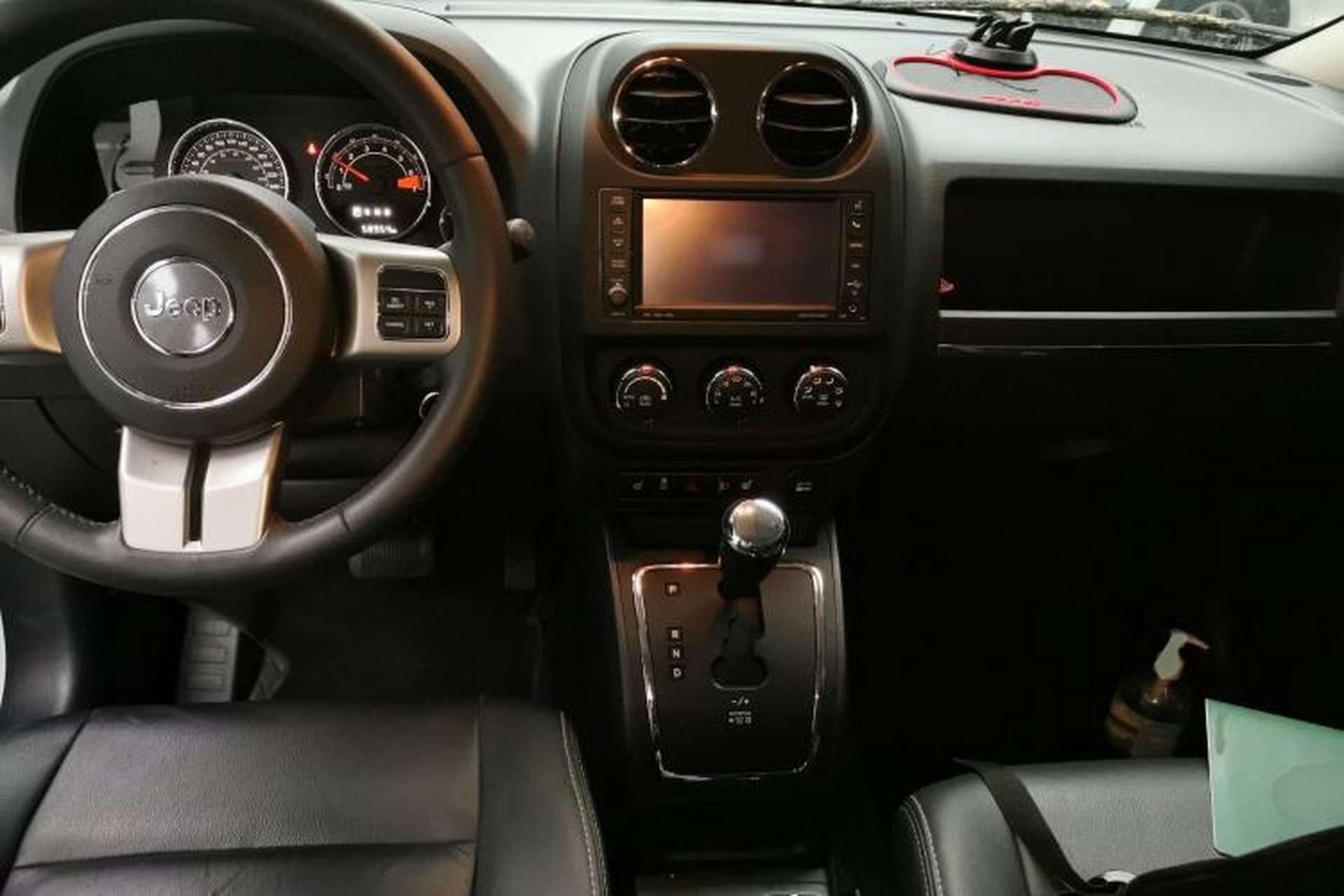 Used Jeep Patriot 2015 2.4L Luxury Navigation Edition Center Console