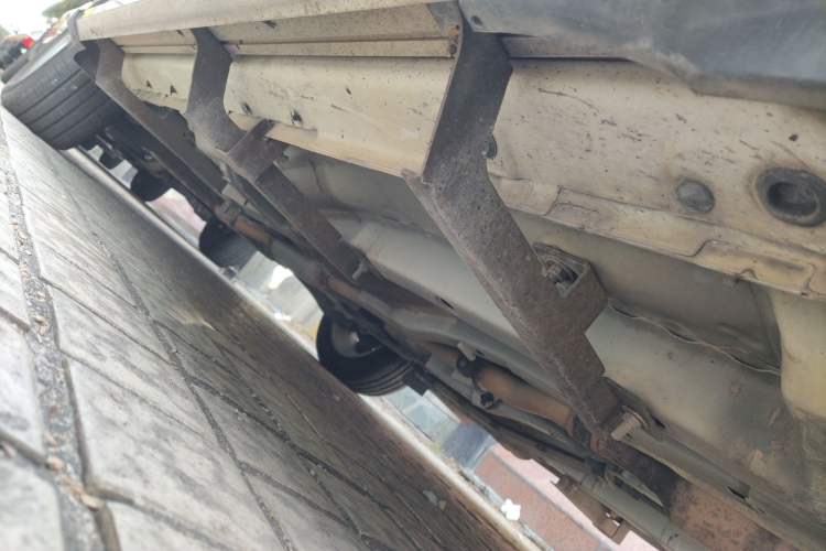 Used Jeep Patriot 2015 2.4L Sport Edition Chassis Front Right