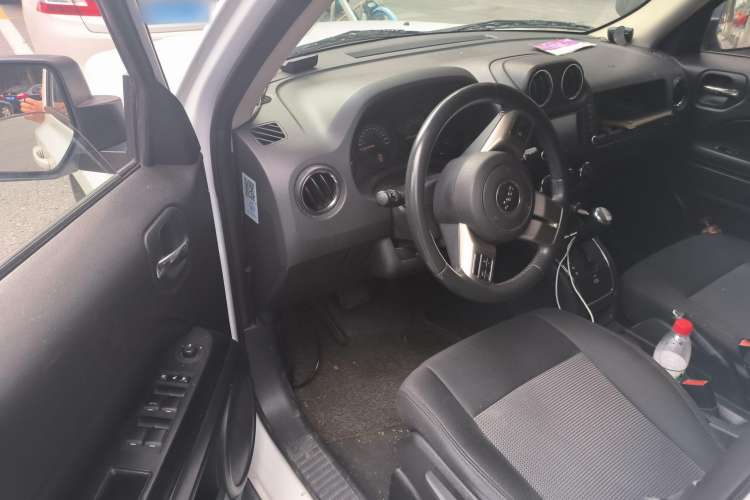 Used Jeep Patriot 2015 2.4L Sport Edition Driver Seat