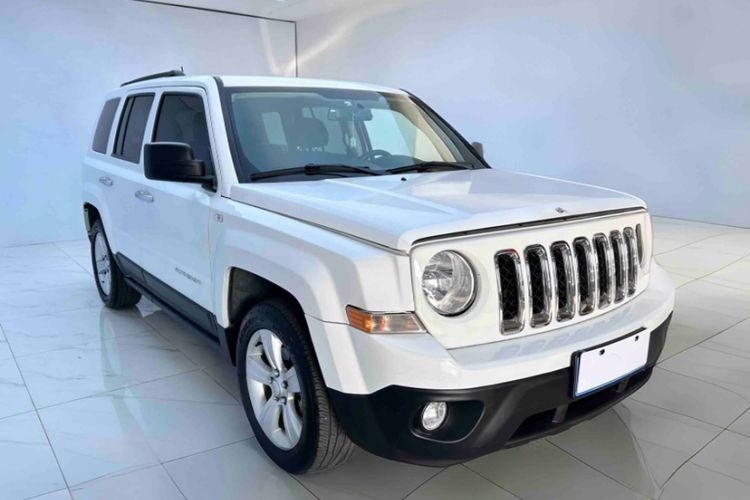Used Jeep Patriot 2015 2.4L Sport Edition Exterior 4