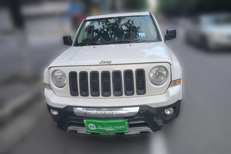 Used Jeep Patriot 2015 2.4L Sport Edition Front